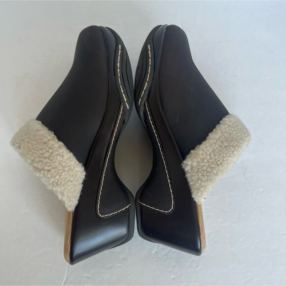 Cliffs by White Mountain Brown w/ Cream Sherpa Lined Vegan Leather Clog Mules 8 - Picture 5 of 9